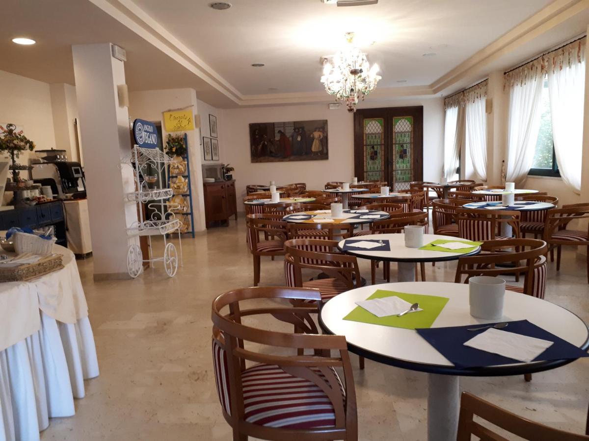 Hotel Fiorella Senigallia Dış mekan fotoğraf