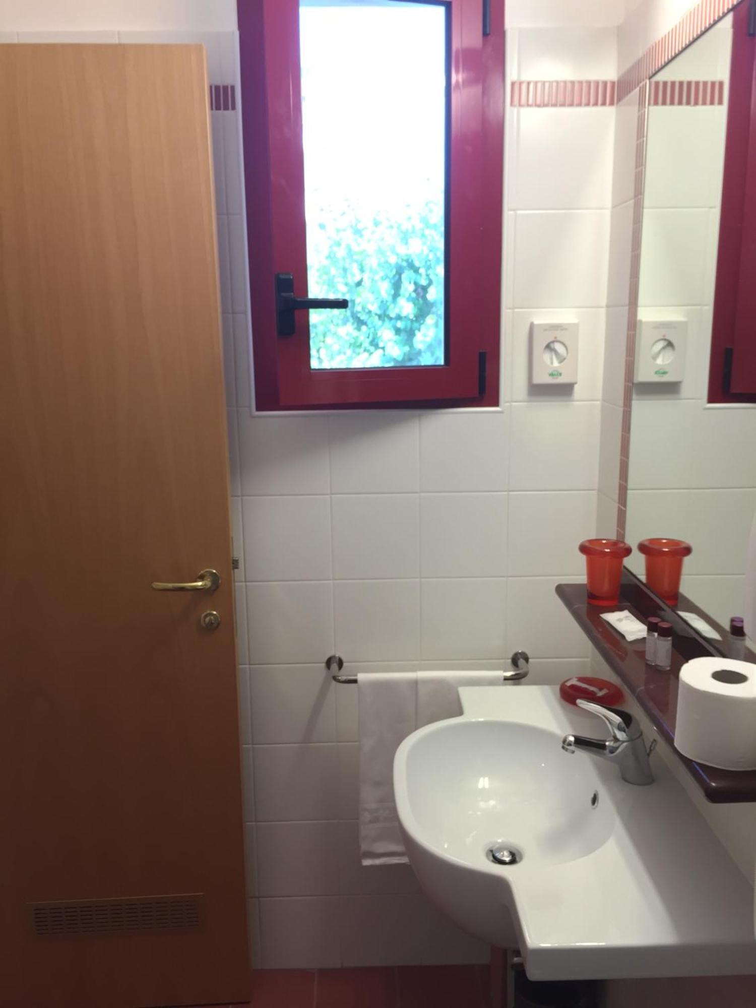 Hotel Fiorella Senigallia Oda fotoğraf